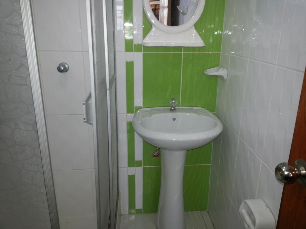 Hostal Puerto Ingles إيلو المظهر الخارجي الصورة